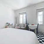 Cozy Studio In The Heart Of Oberkampf